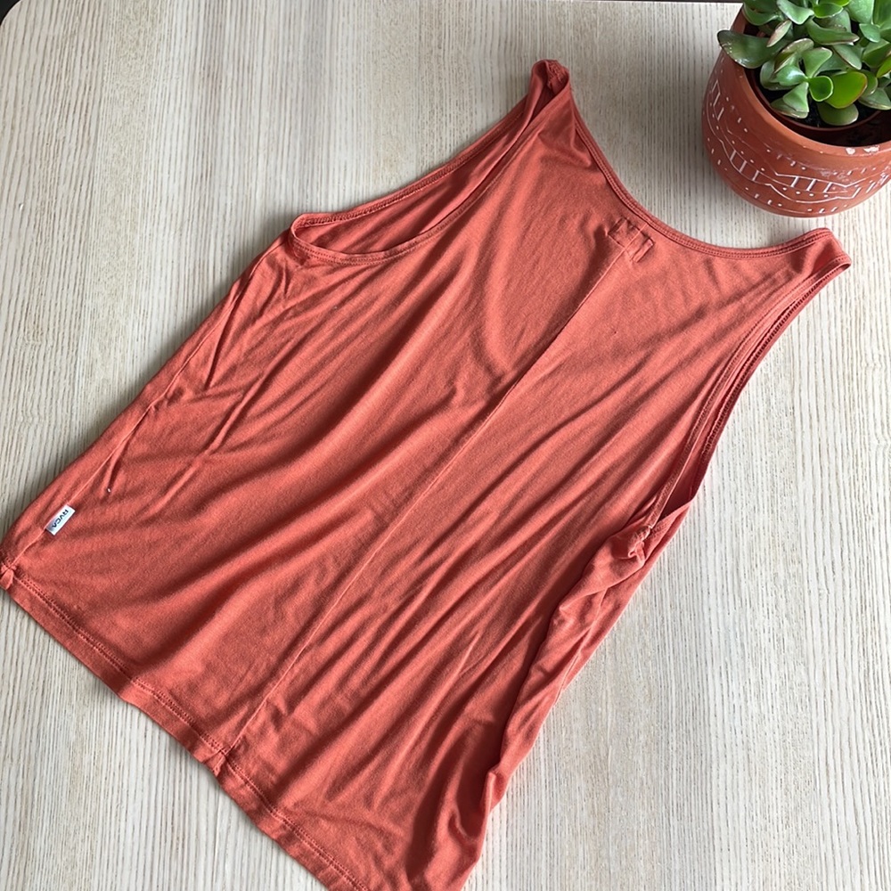 3/25 RVCA Tank Top - Picture 2 of 3